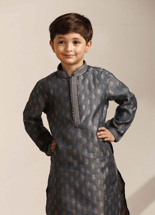 Boys Steel Grey Buta Printed Kurta Set image number 0