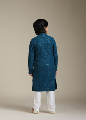 alt message - Manyavar Boys Boys Teal Blue Chikankari Embroidered Kurta Set with Sequin Work image number 5