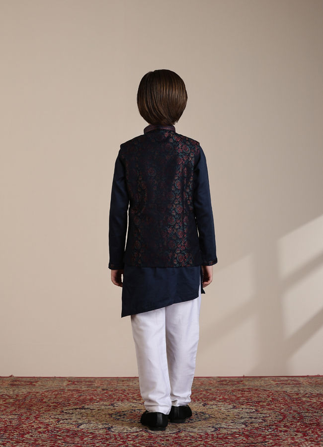Manyavar Boys Boys Dark Blue Bel Buti Patterned Angrakha Jacket Set