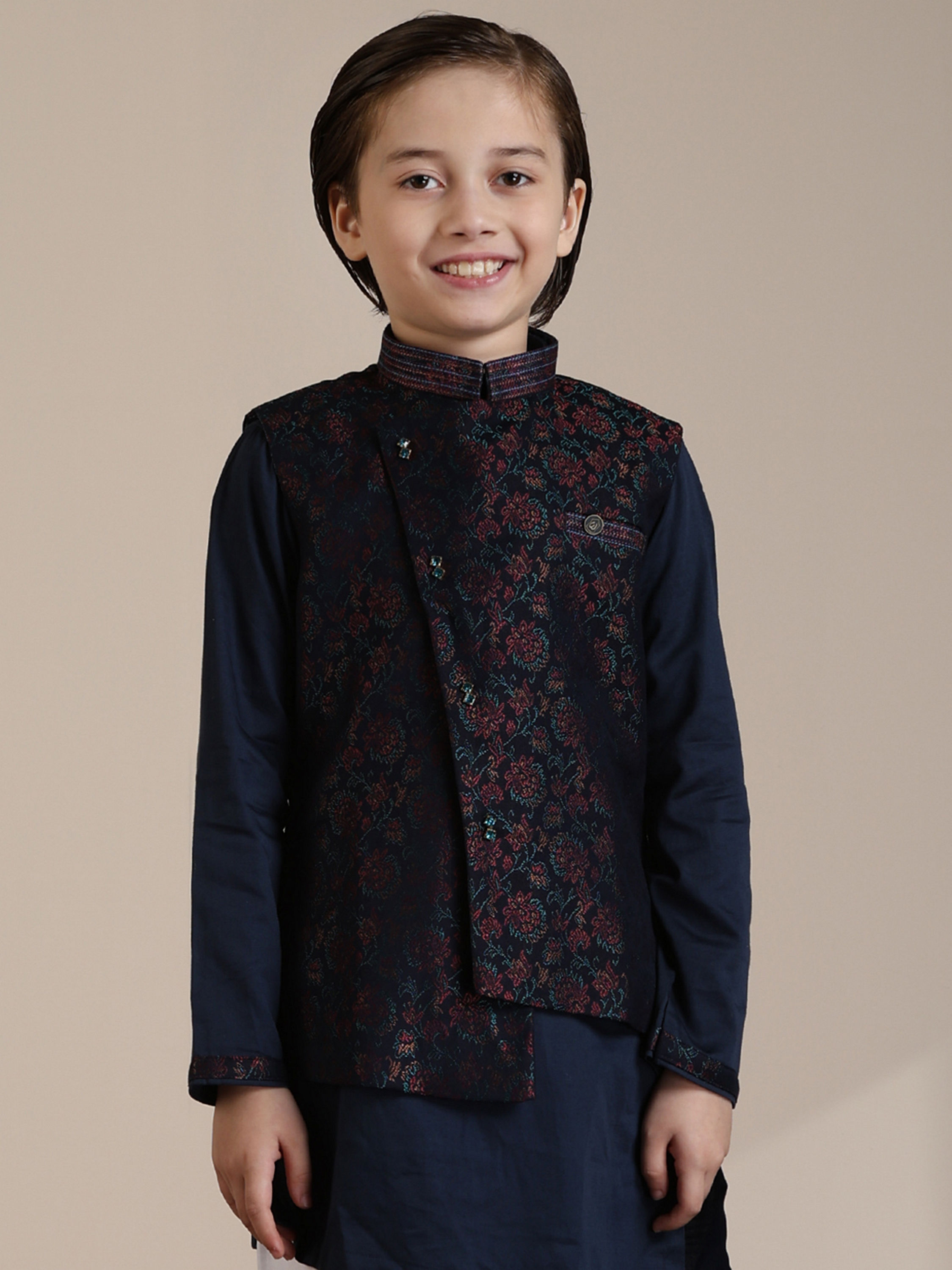 Manyavar Boys Boys Dark Blue Bel Buti Patterned Angrakha Jacket Set