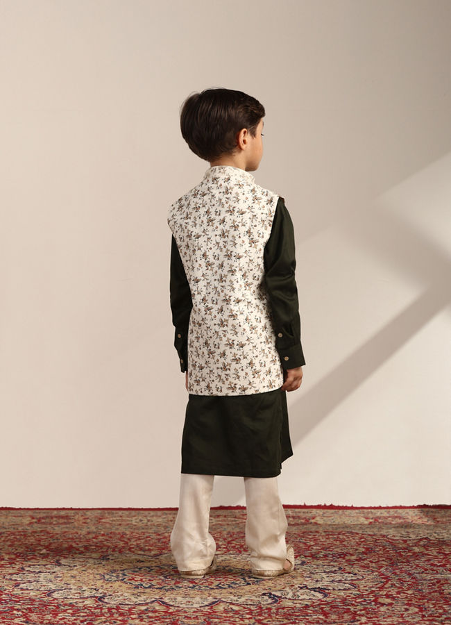Boys Forest Green Kurta with Cream Floral Printed Jacket Set image number 5