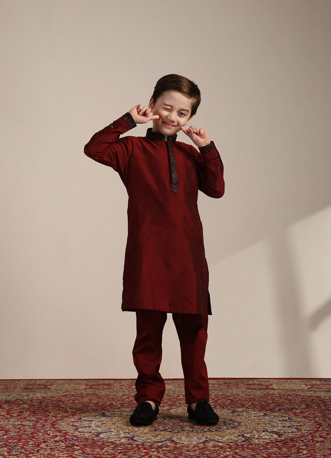 Manyavar Boys Boys Maroon Kurta with Charcoal Black Paisley Printed Jacket Set
