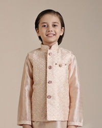Manyavar Boys Boys Peach Diamond Patterned Jacket Set with Mirror work