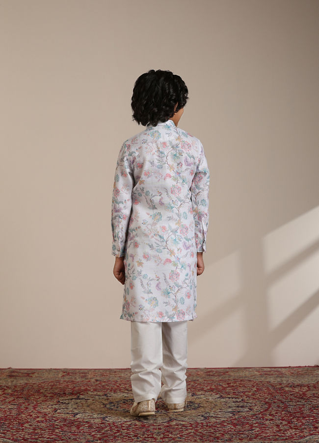 alt message - Manyavar Boys Boys Warm White Floral Printed Kurta Set image number 5