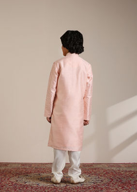 Manyavar Boys Boys Peach Jaal Patterned Kurta Set image number 5