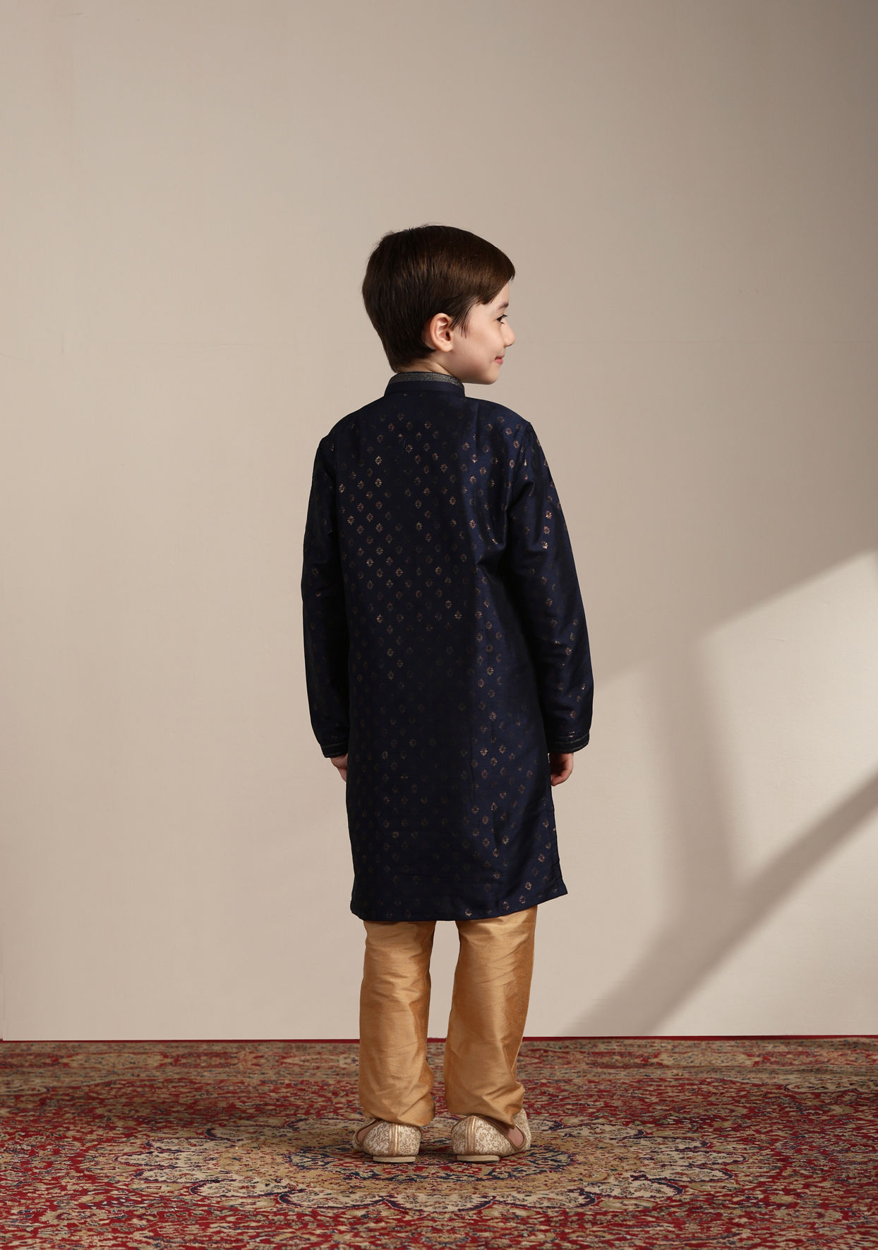 Boys Ink Blue Buta Printed Kurta Set image number 5