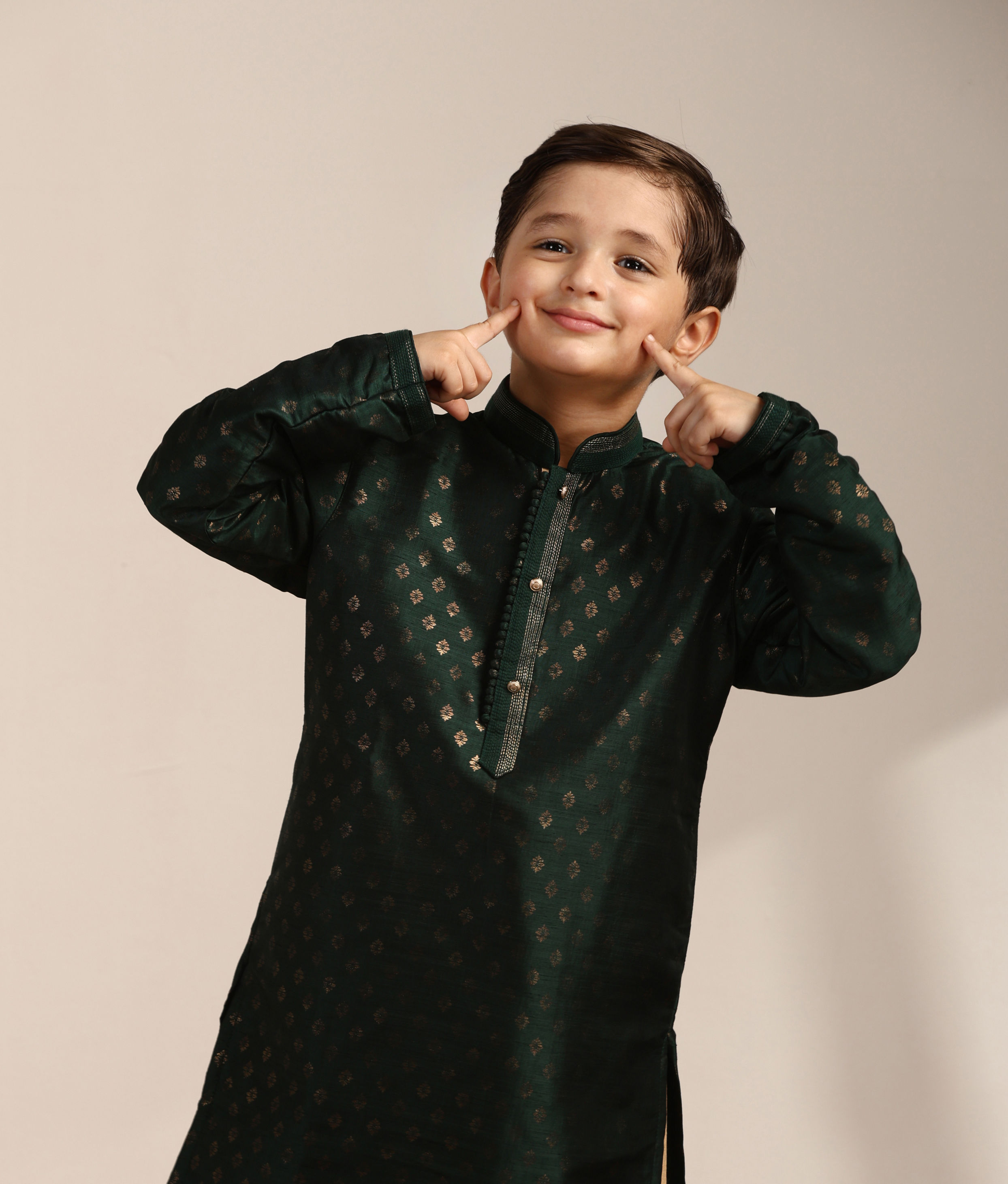 Manyavar Boys Boys Forest Green Buta Printed Kurta Set