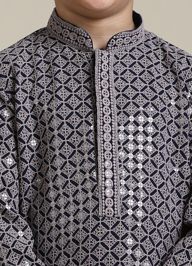 alt message - Manyavar Boys Boys Concrete Grey Harlequin Patterned Kurta Set with Sequin Work image number 1