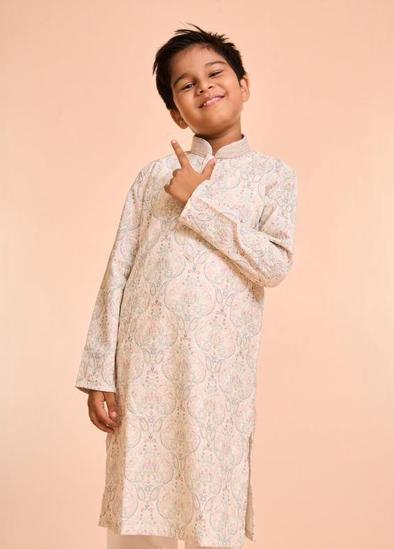 Manyavar Boys Prismatic Pista Green Kurta Pajama Set