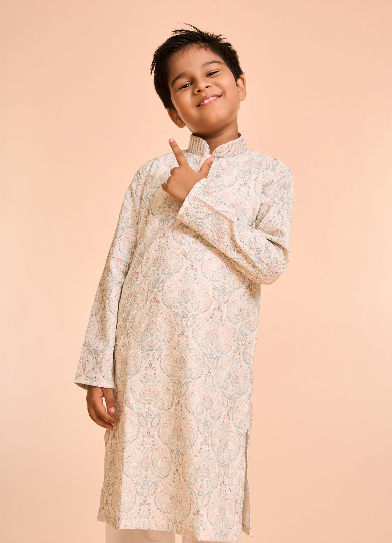 Manyavar Boys Prismatic Pista Green Kurta Pajama Set