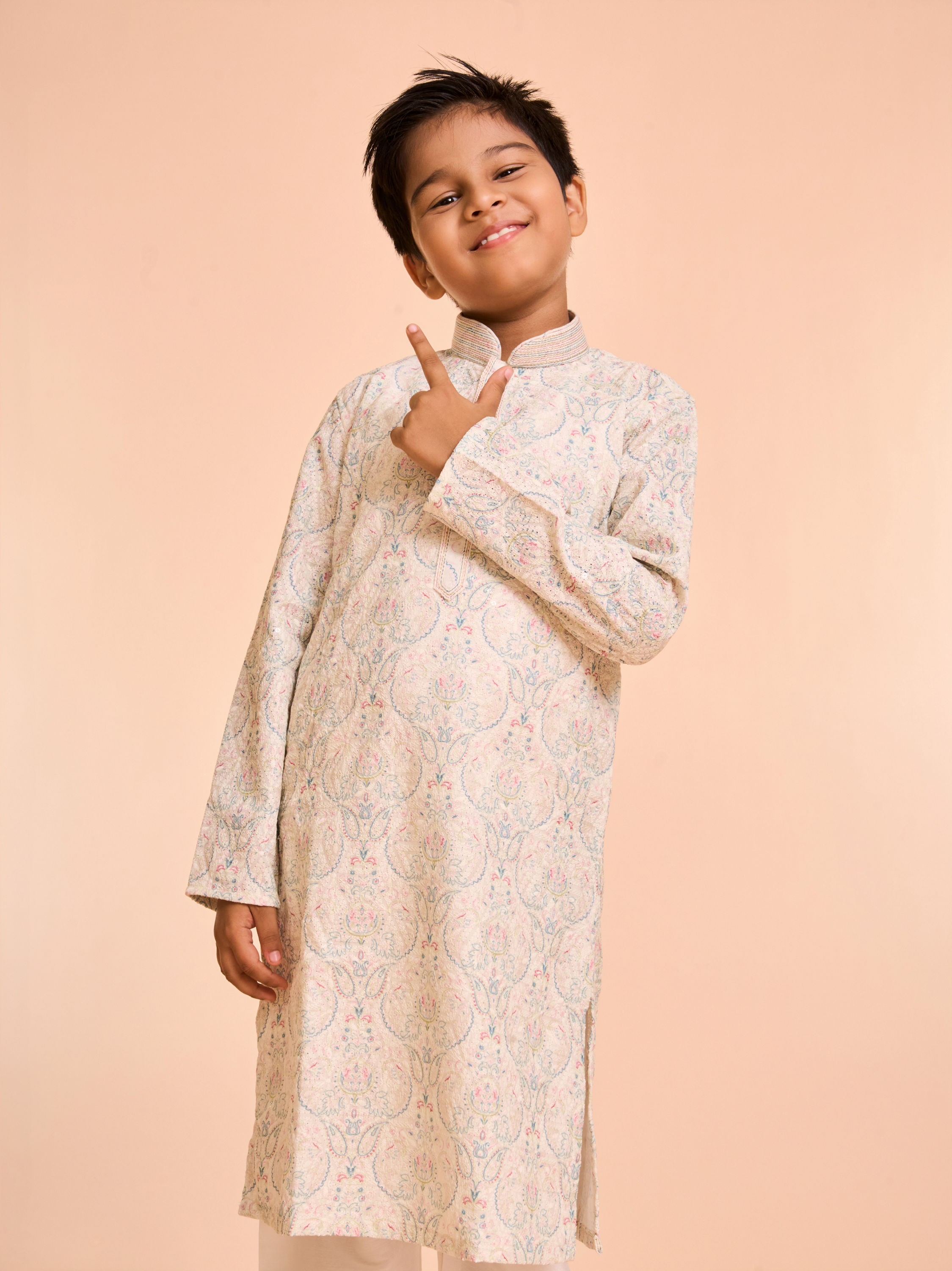 Manyavar Boys Prismatic Pista Green Kurta Pajama Set