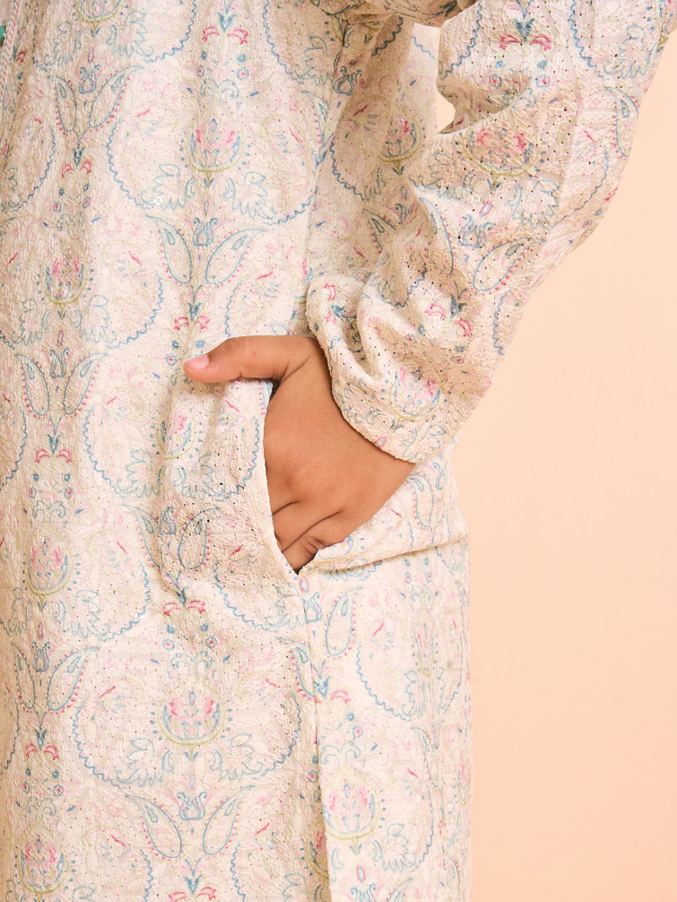 Manyavar Boys Prismatic Pista Green Kurta Pajama Set