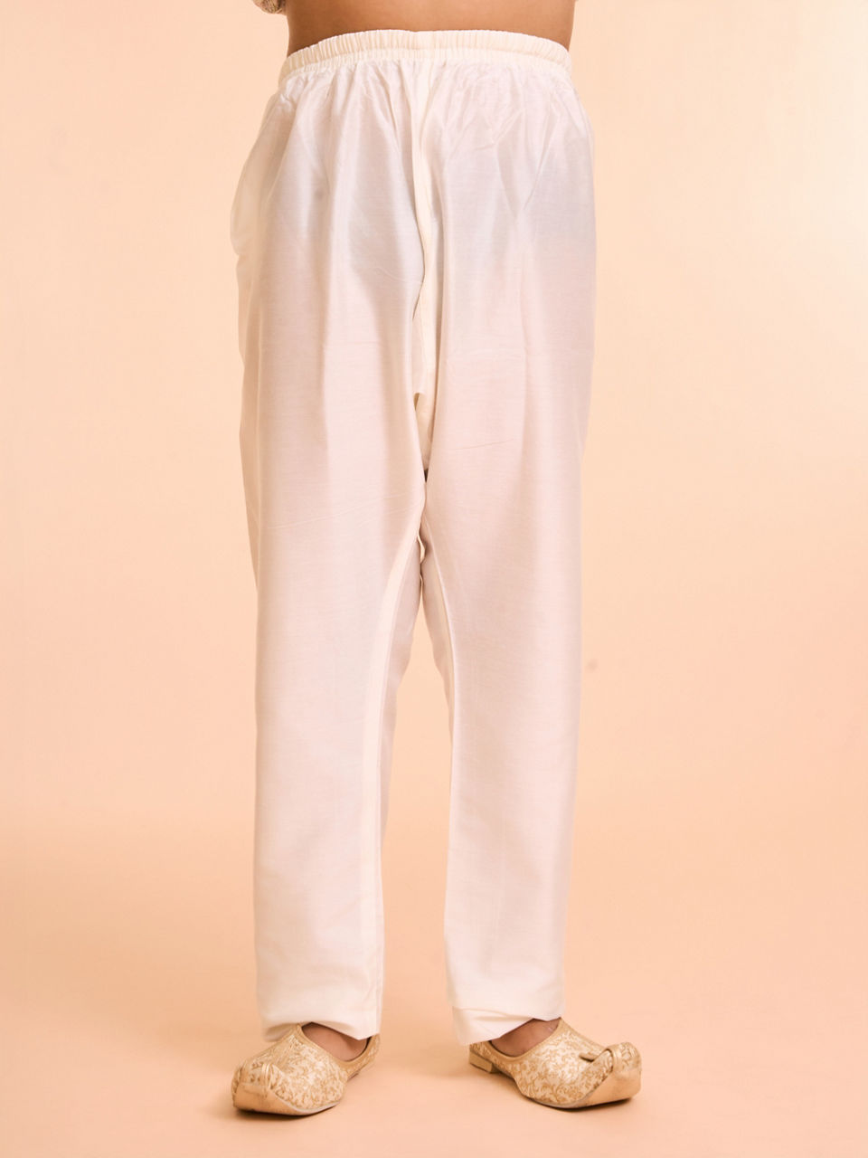 Manyavar Boys Prismatic Pista Green Kurta Pajama Set