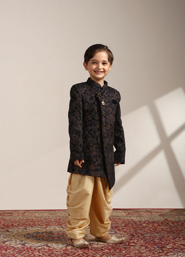 Boys Navy Blue Buti Patterned Angrakha Indo Western Set image number 2