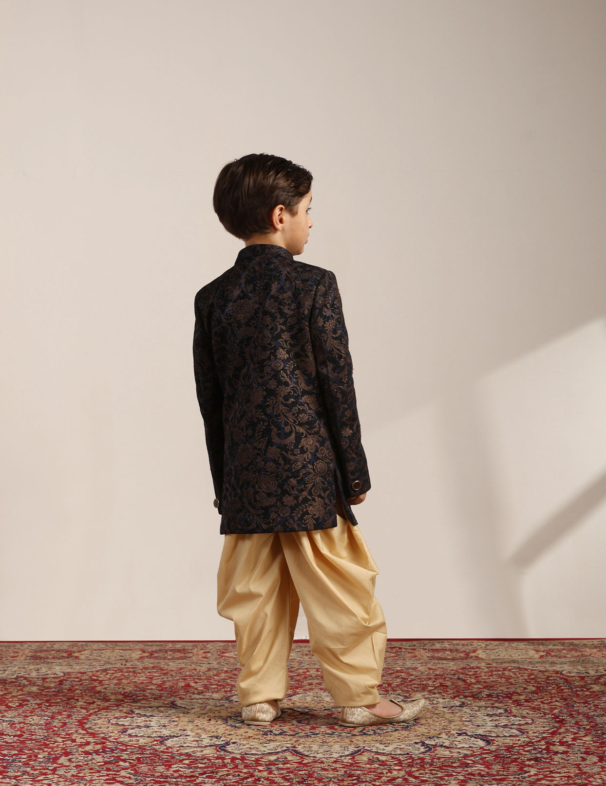 Boys Navy Blue Buti Patterned Angrakha Indo Western Set image number 4