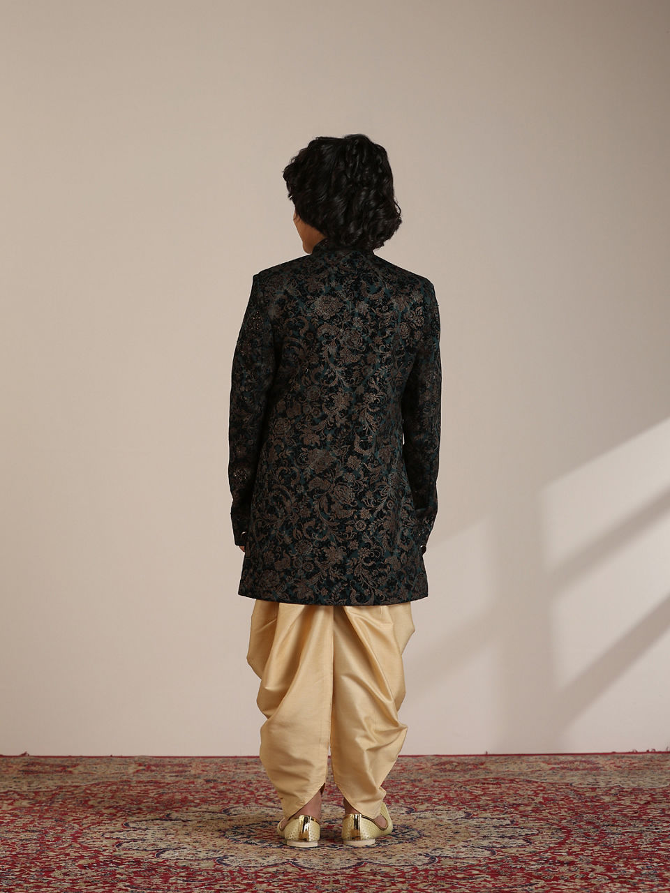 Manyavar Boys Boys Dark Green Bel Buti Patterned Indo Western Set