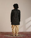 alt message - Manyavar Boys Boys Dark Green Bel Buti Patterned Indo-Western Set image number 4