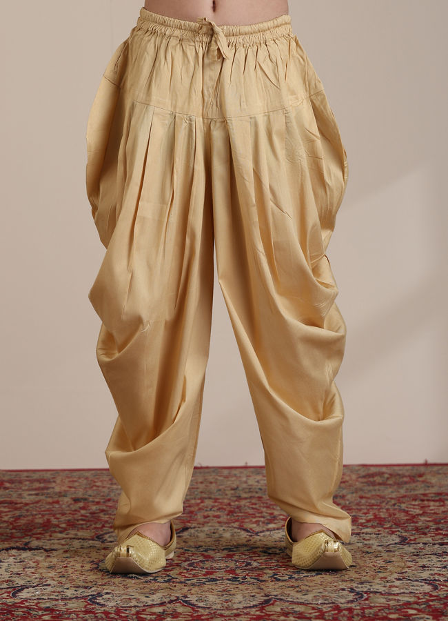 Manyavar Boys Boys Dark Green Bel Buti Patterned Indo Western Set