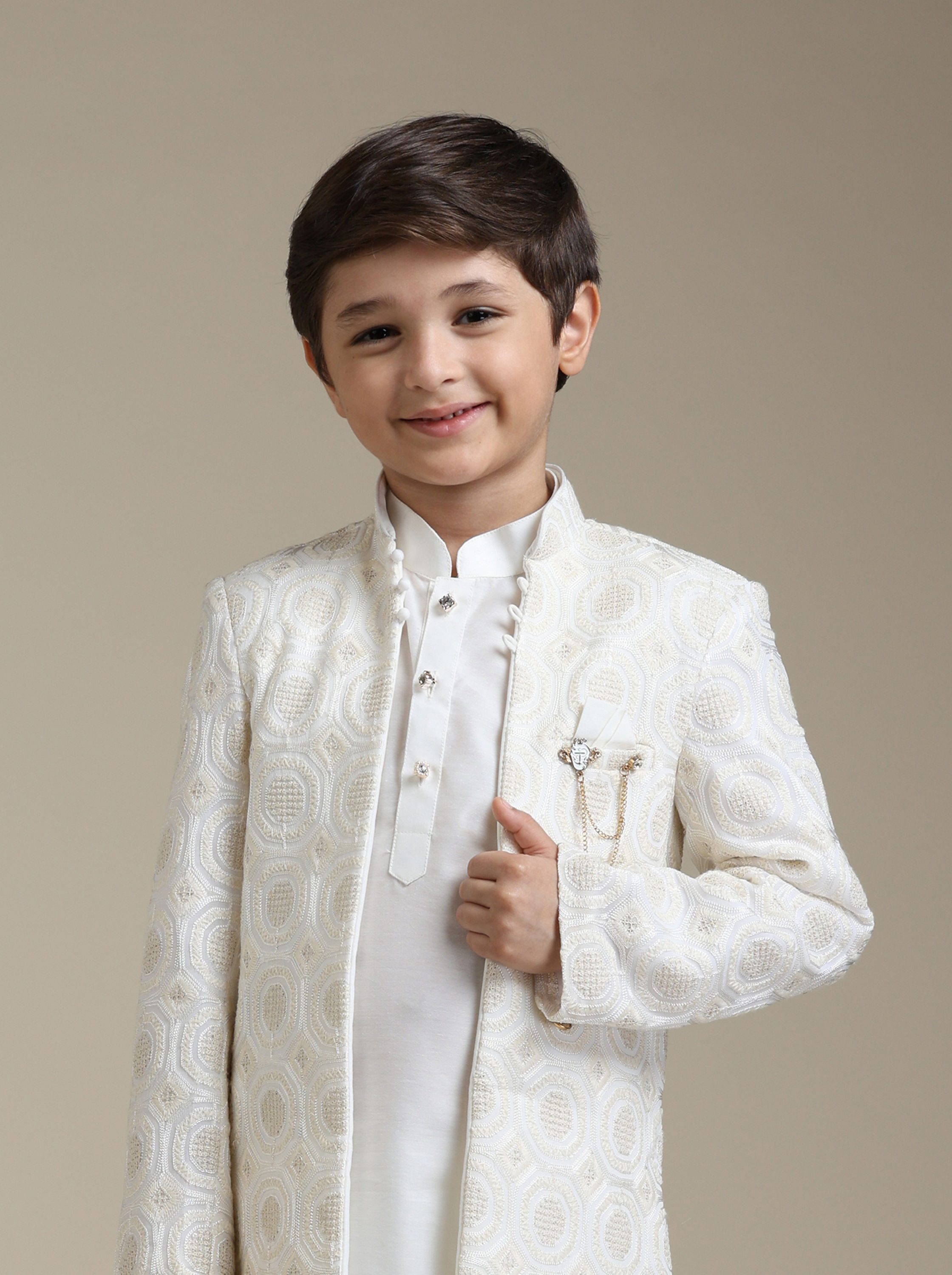 Manyavar Boys Boys Cream Beige Circular Buta Patterned Indo Western Set with Chained Brooch