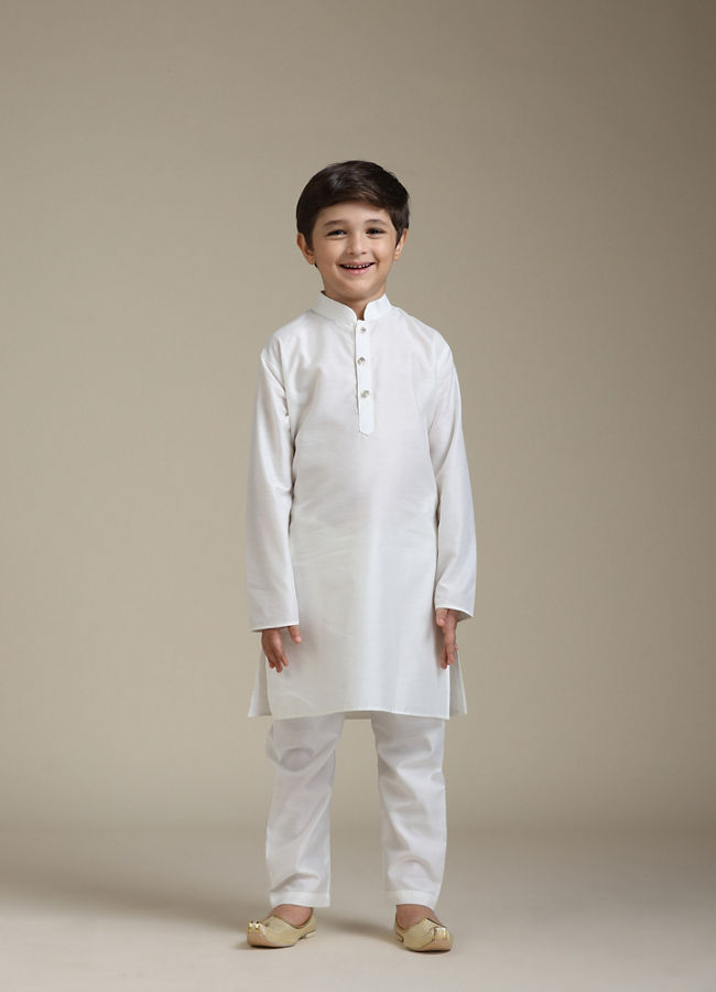 Manyavar Boys Boys Cream Beige Circular Buta Patterned Indo Western Set with Chained Brooch