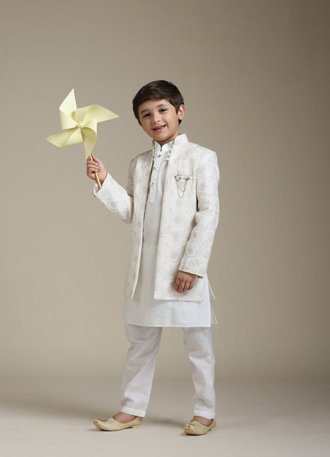 Manyavar Boys Boys Cream Beige Circular Buta Patterned Indo Western Set with Chained Brooch