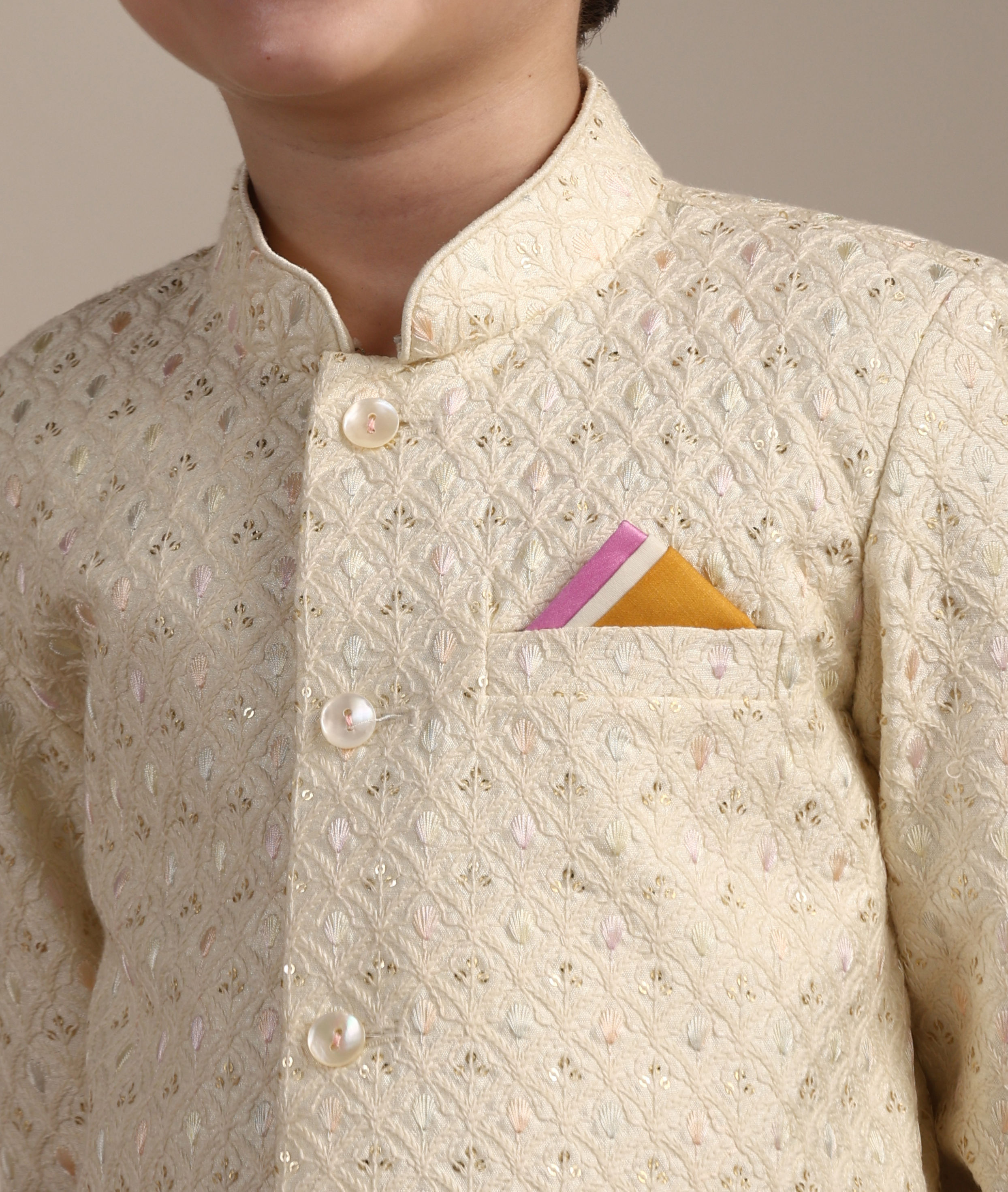 Manyavar Boys Boys Cream White Scallop Patterned Sequined Indo Western Jacket