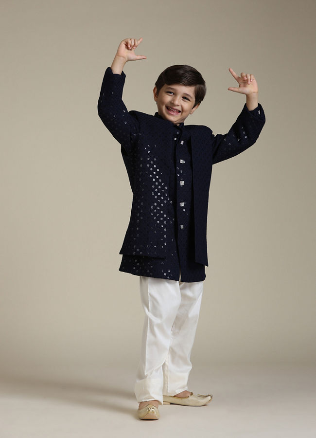 alt message - Manyavar Boys Boys Navy Blue Embroidered Indo Western Set with Sequin Work image number 2