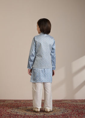 Manyavar Boys Boys Light Blue Diamond Patterned Angrakha Style Jacket Set image number 5