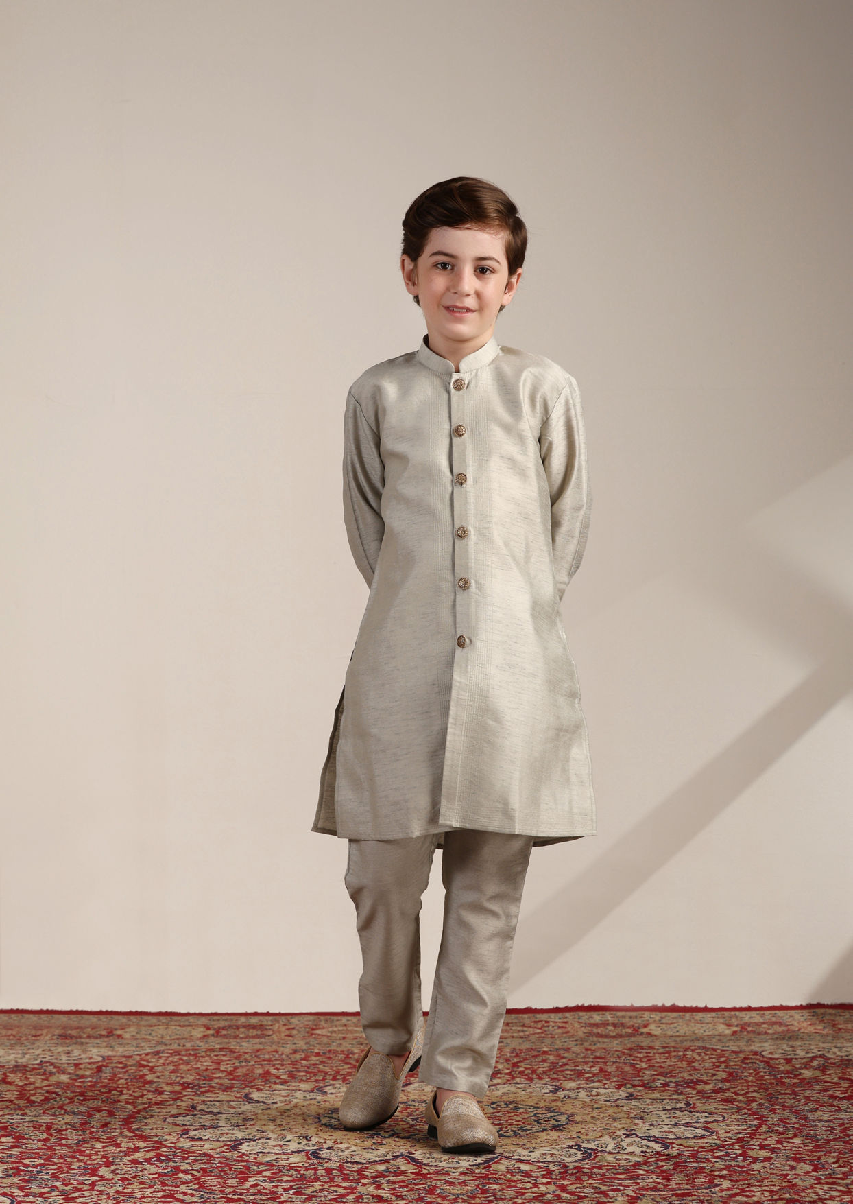 alt message - Manyavar Boys Boys Pistachio Floral and Diamond Patterned Jacket Set image number 2