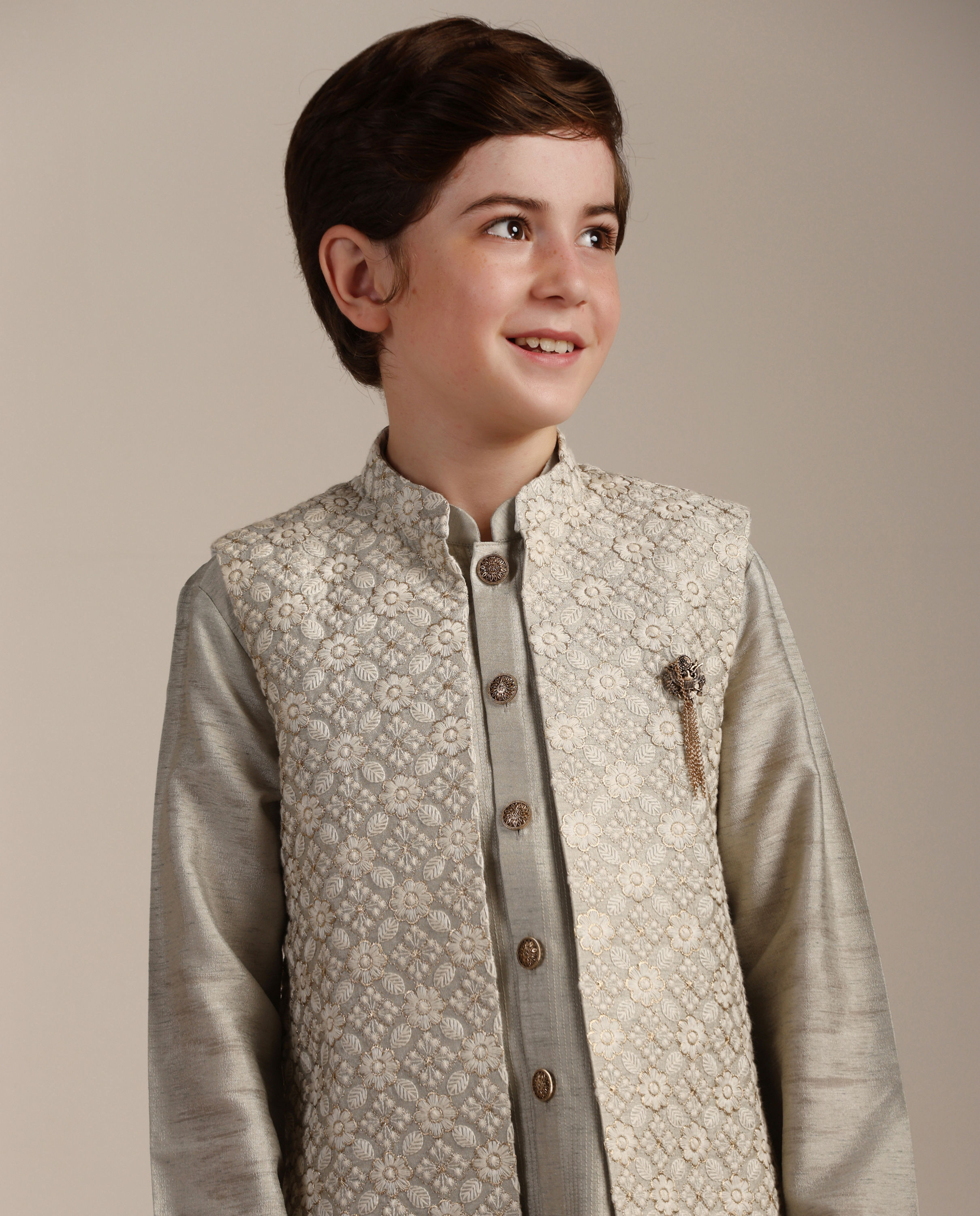 Manyavar Boys Boys Pistachio Floral and Diamond Patterned Jacket Set