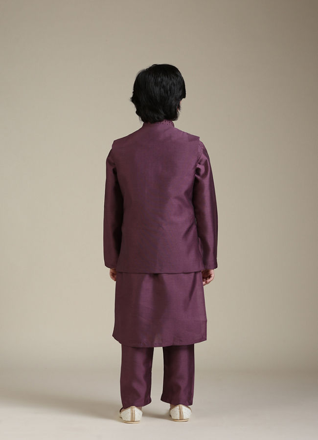 alt message - Manyavar Boys Boys Damson Purple Lattice Patterned Jacket Set image number 5