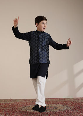 alt message - Manyavar Boys Boys Dark Blue Imperial Jaal Patterned Jacket Set image number 1