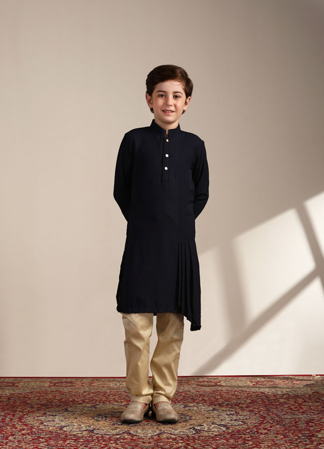 Manyavar Boys Boys Soft Pink Floral and Diamond Patterned Jacket Set