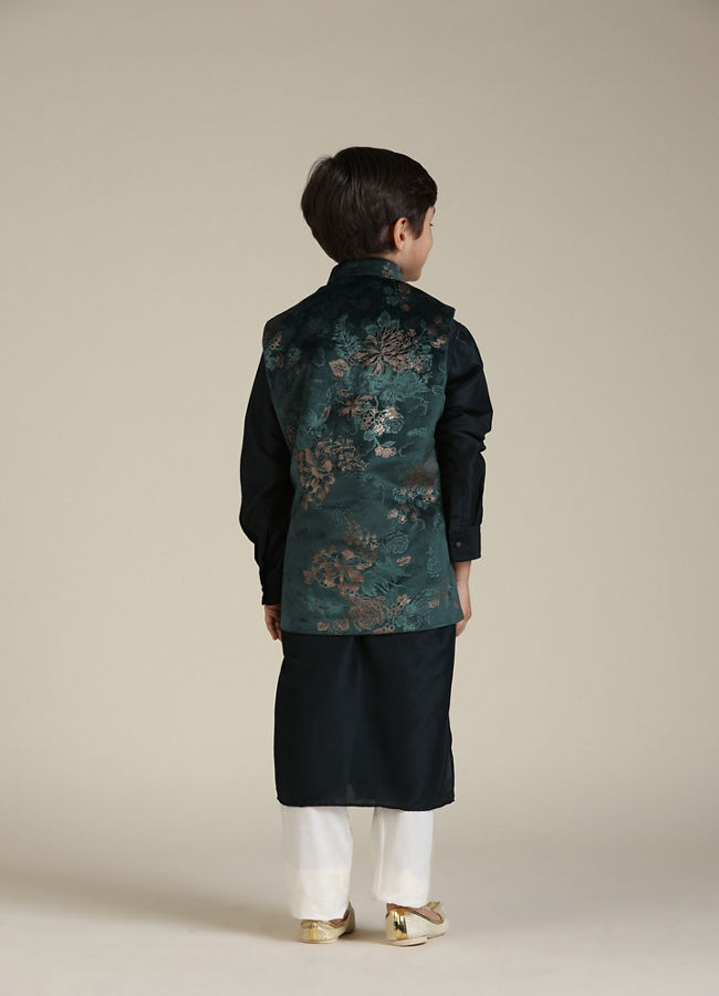 Manyavar Boys Boys Bottle Green Floral Patterned Jacket Set with Brooch