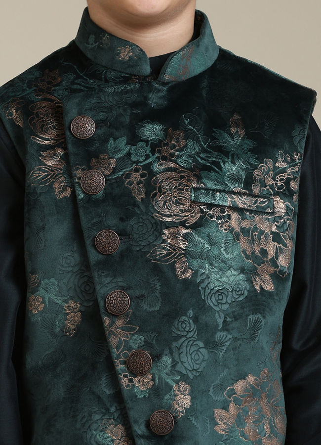 Manyavar Boys Boys Bottle Green Floral Patterned Jacket Set with Brooch