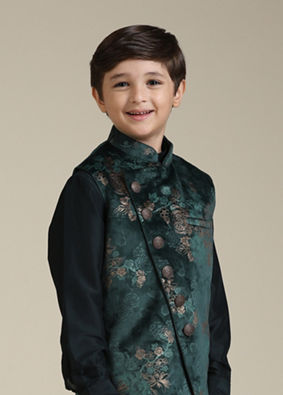 Manyavar Boys Boys Bottle Green Floral Patterned Jacket Set with Brooch image number 0