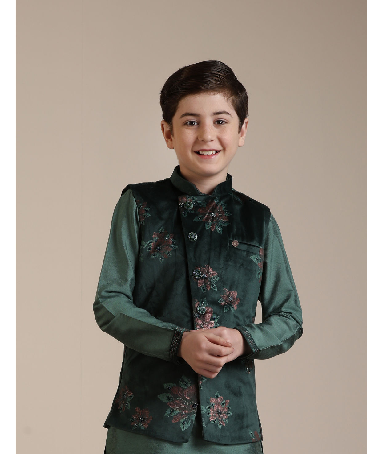 alt message - Manyavar Boys Boys Dark Green Floral Printed Angrakha Style Jacket Set image number 0