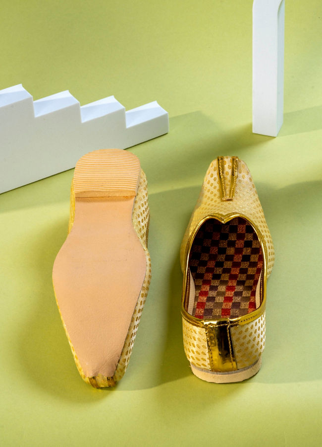 Manyavar Boys Classic Beige Boys Jooti