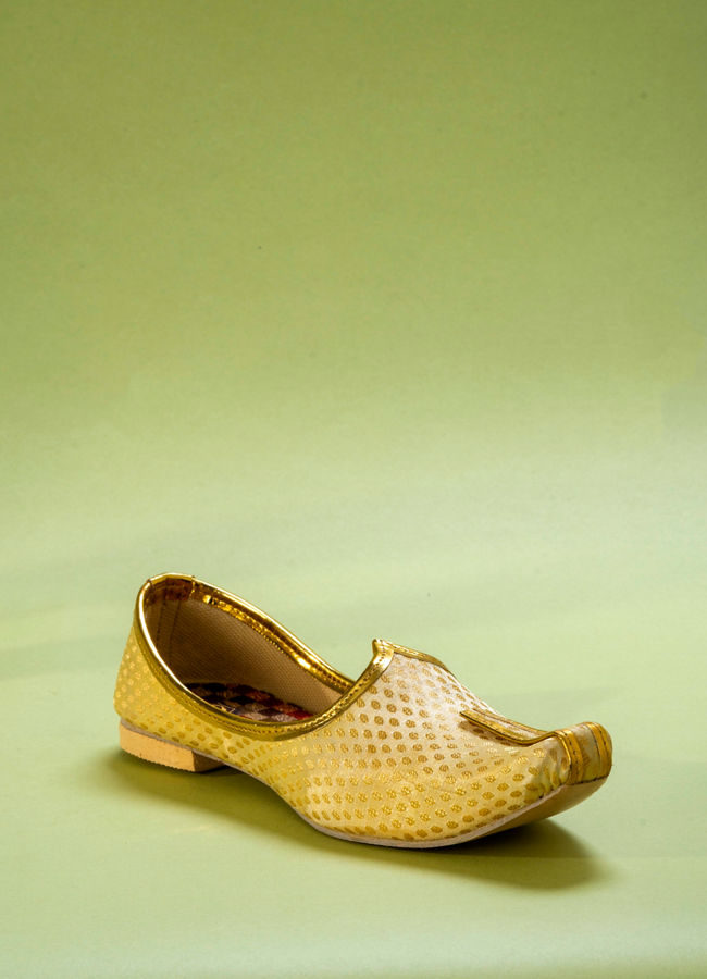 Manyavar Boys Classic Beige Boys Jooti