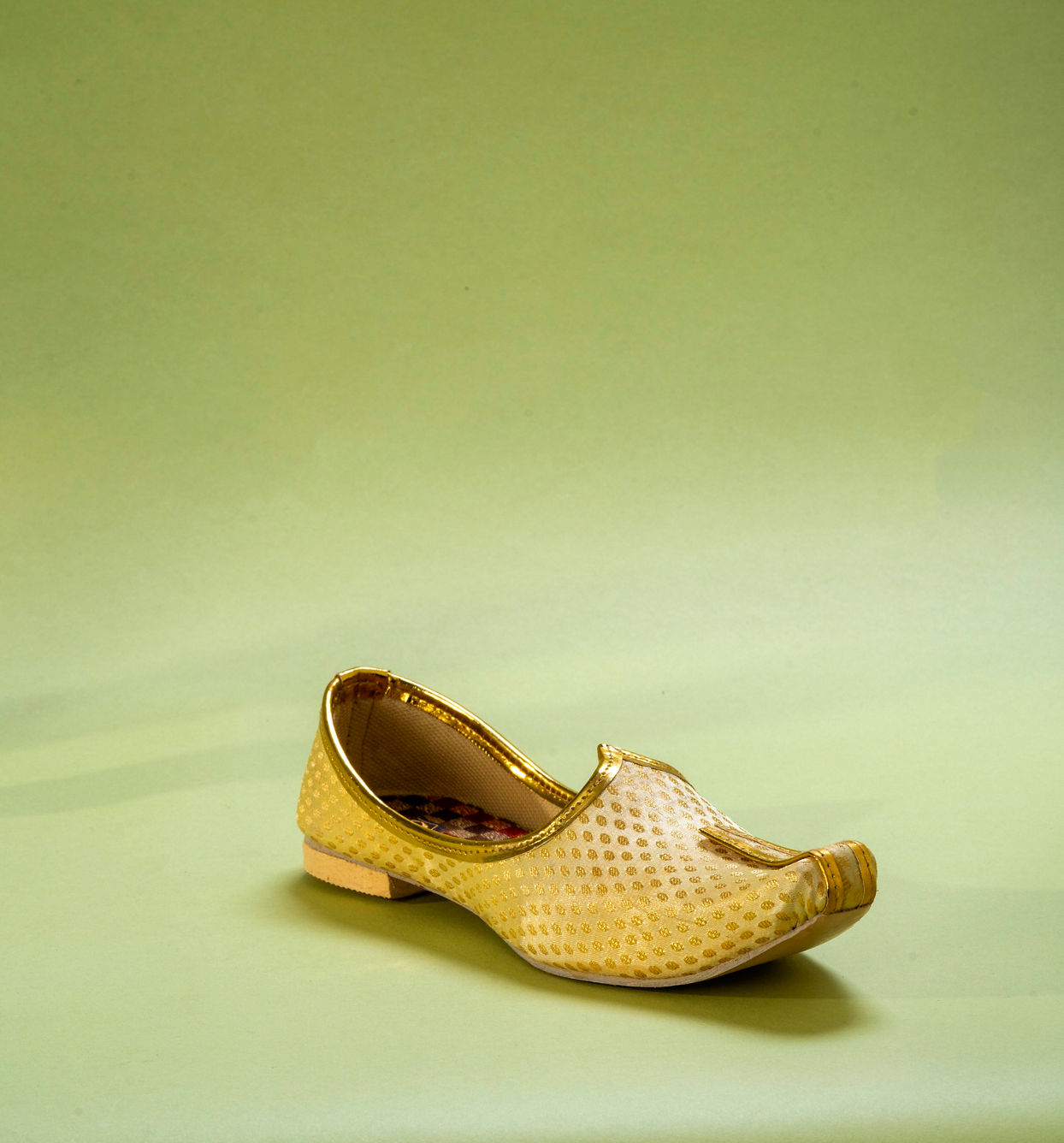 Manyavar Boys Classic Beige Boys Jooti