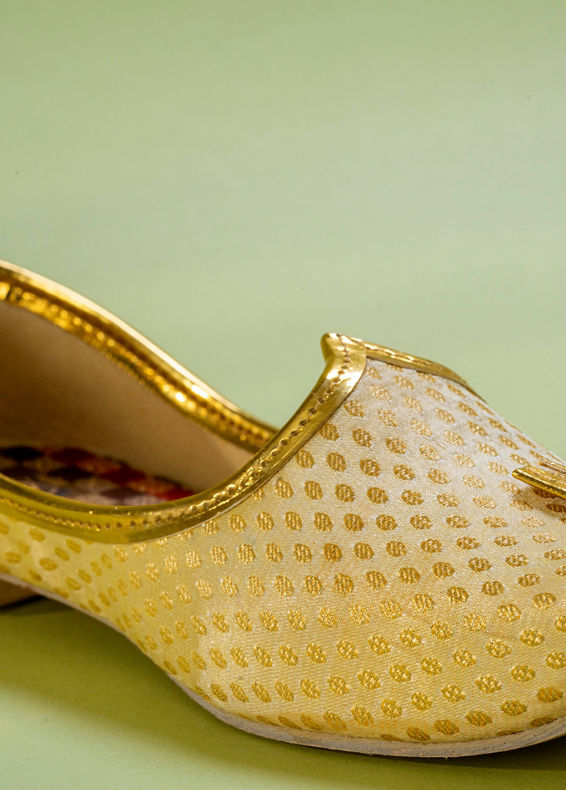 Manyavar Boys Classic Beige Boys Jooti