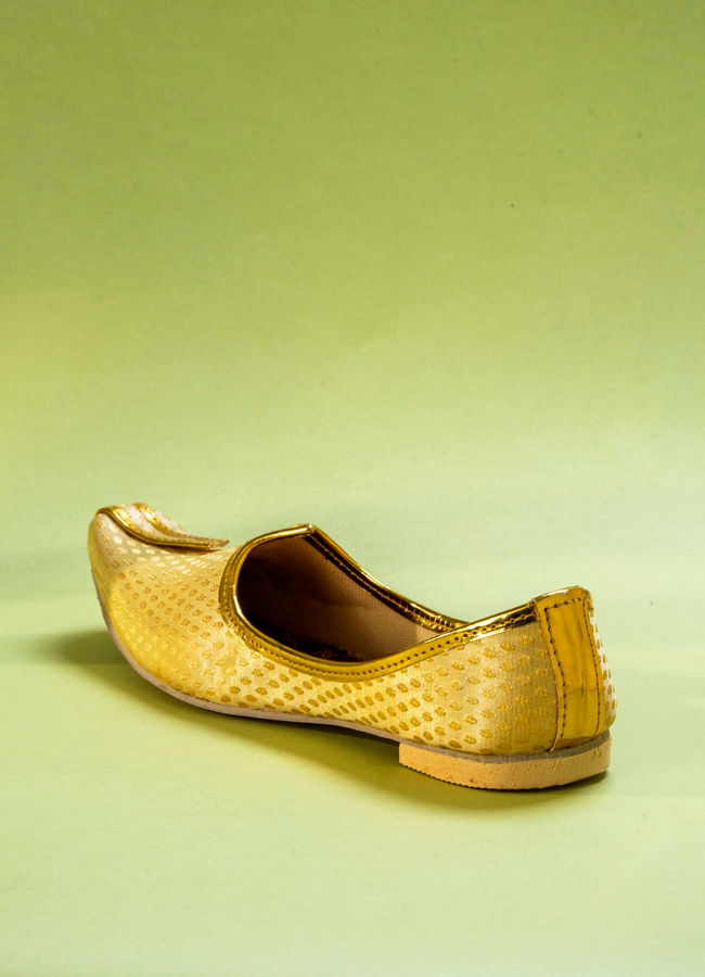 Manyavar Boys Classic Beige Boys Jooti