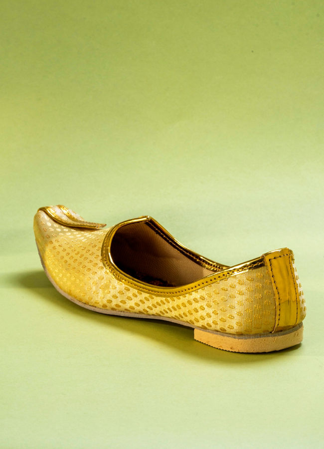 Manyavar Boys Classic Beige Boys Jooti