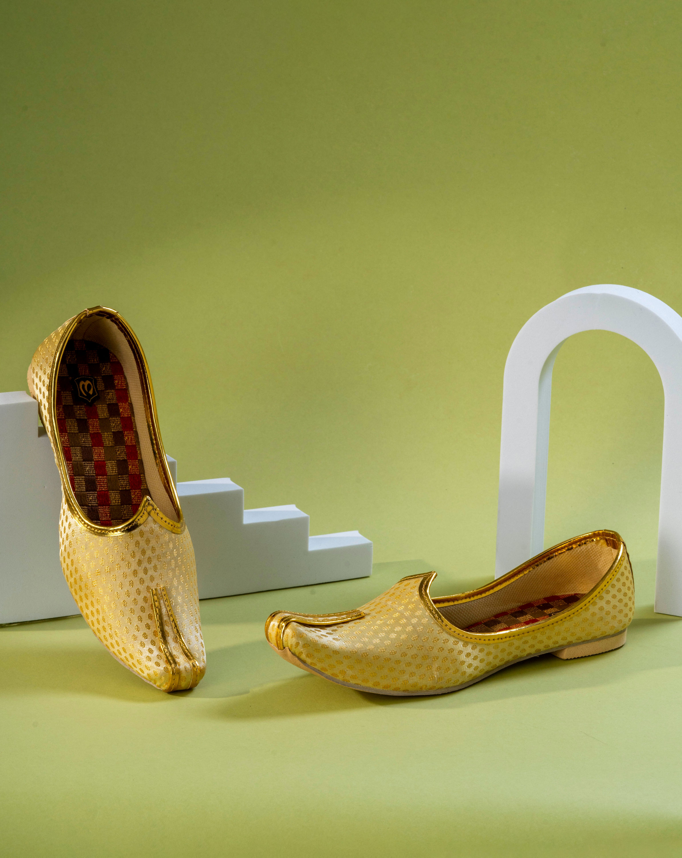 Manyavar Boys Classic Beige Boys Jooti