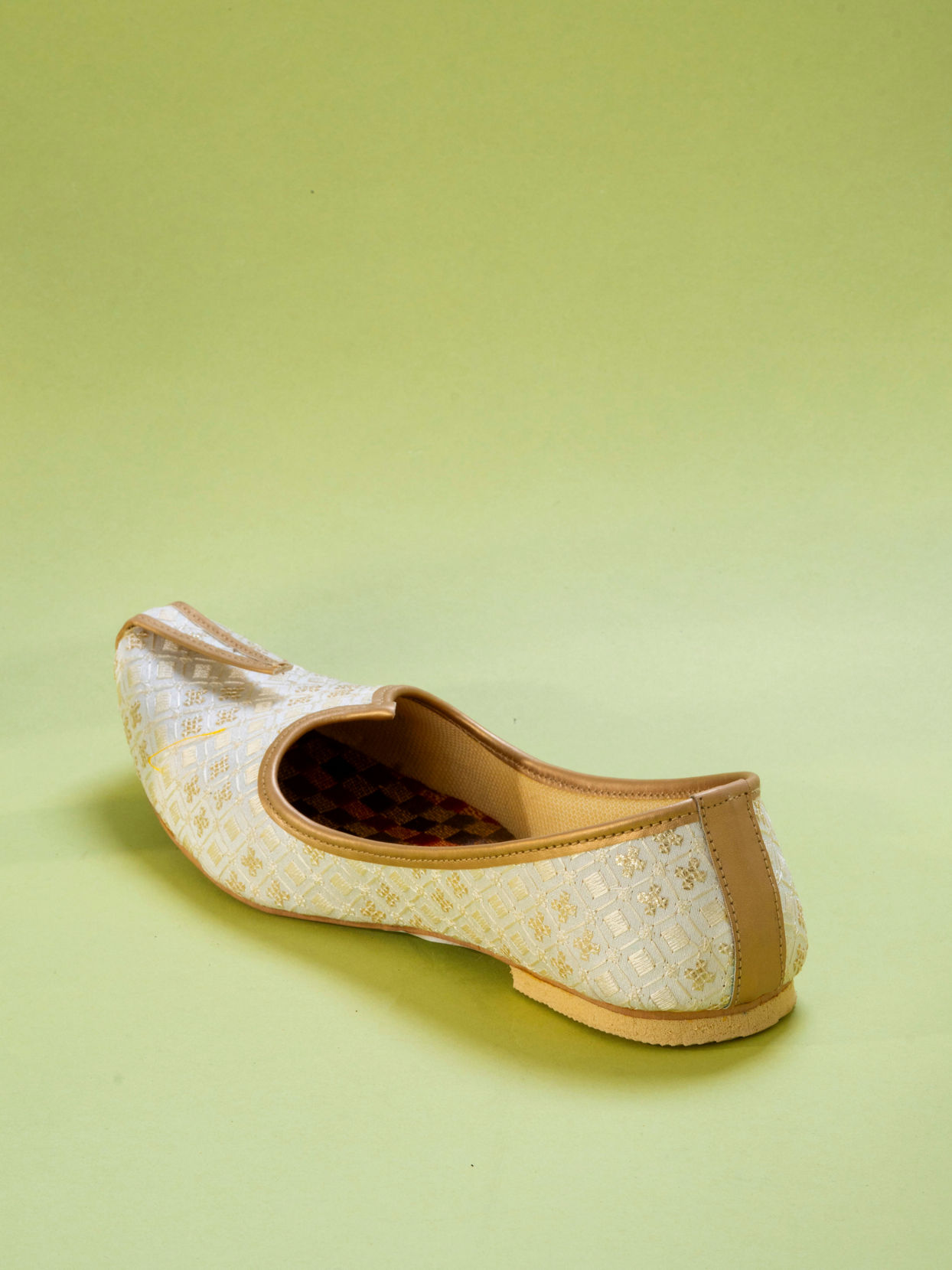 Manyavar Boys Celestially Cream Jooti