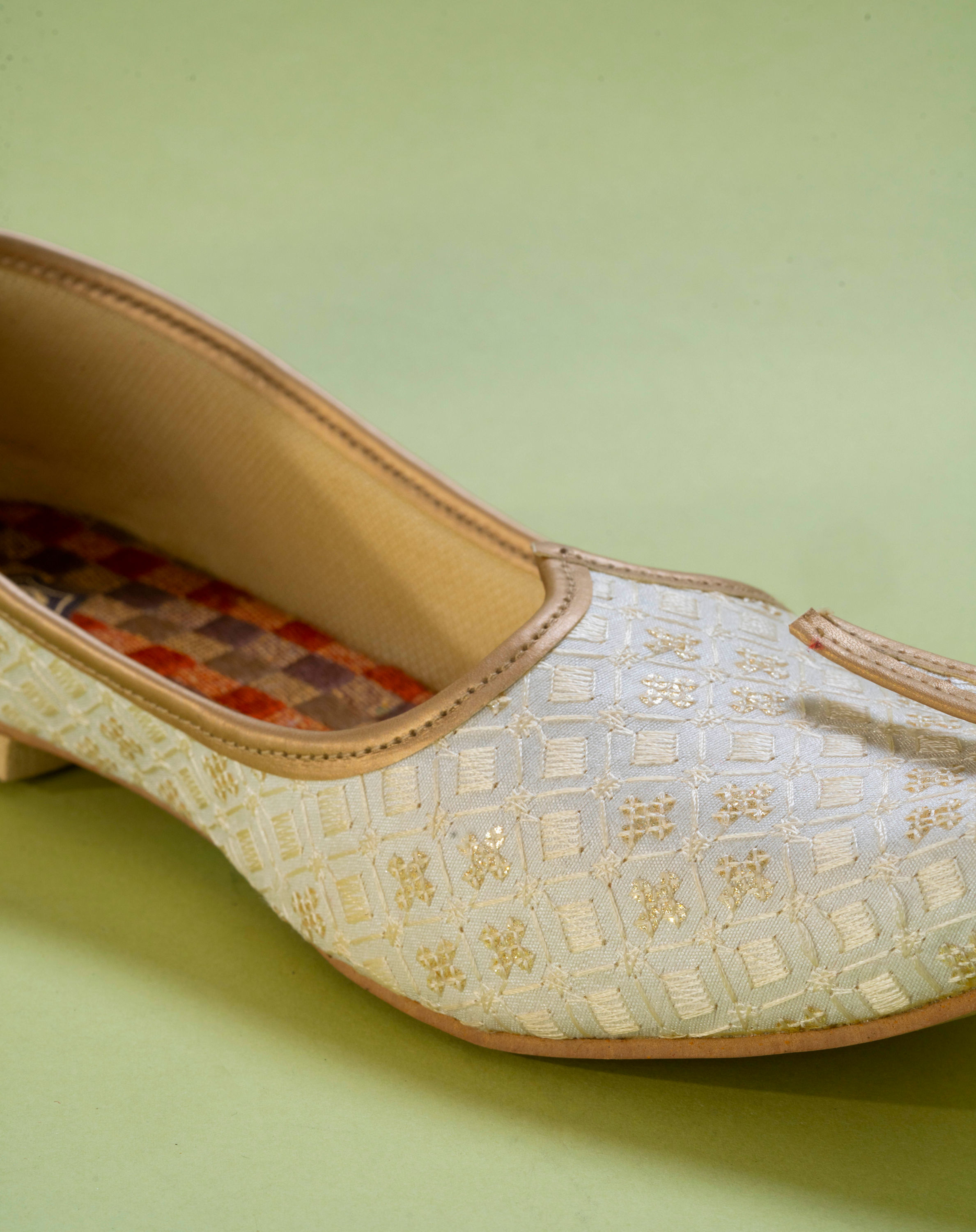 Manyavar Boys Celestially Cream Jooti