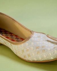 Manyavar Boys Celestially Cream Jooti