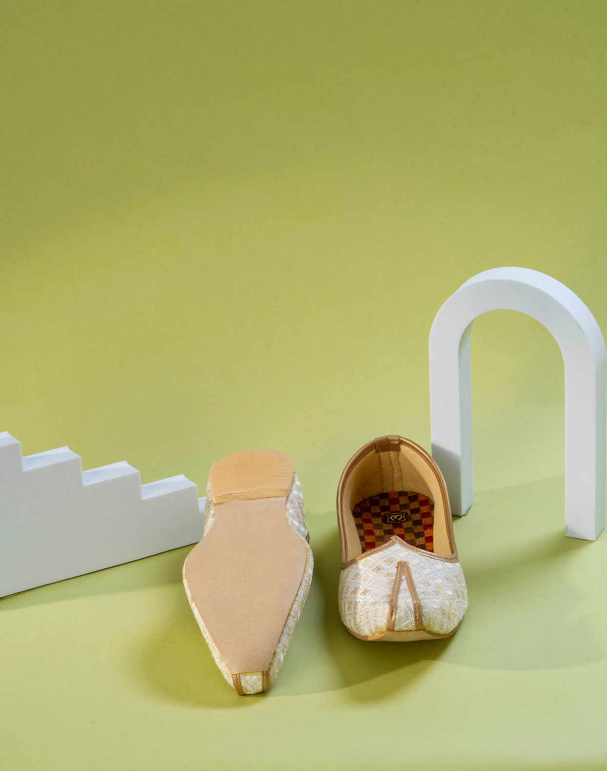 Manyavar Boys Celestially Cream Jooti