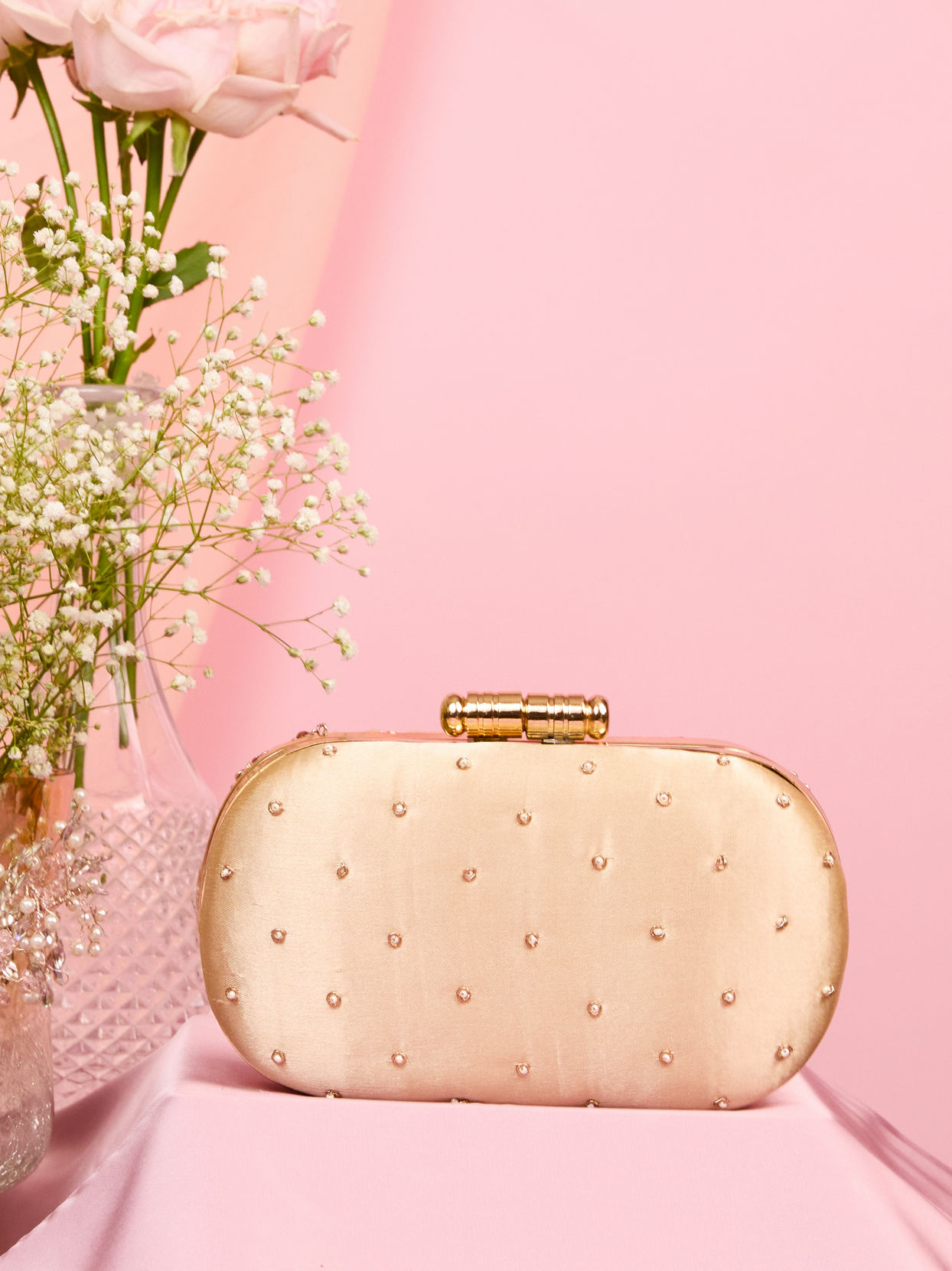 Mohey Women Beige Elegance Clutch Bag