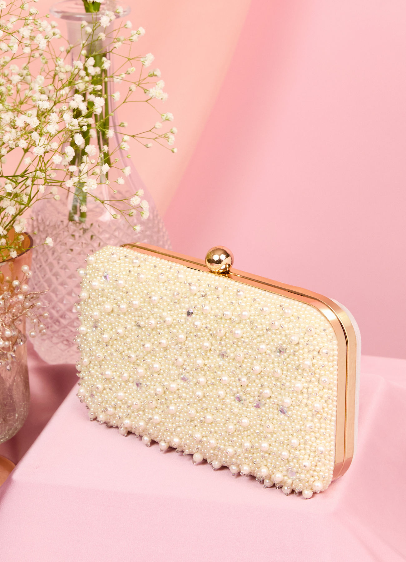 Mohey Women Lustrous Cream Finery Clutch Bag